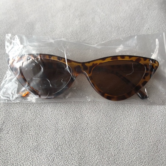 Tortoiseshell Cat Eye Sunglasses ~ Brown Lens ~ Brand New! - Picture 8 of 9